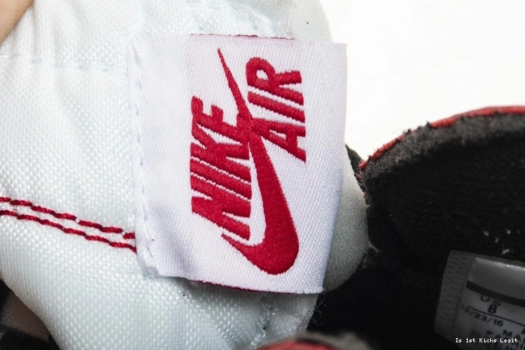 1 retro Jordan  chicago AA3834-101 NIKE Air OWT 0524